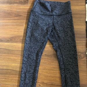 High rise cropped lulu legging